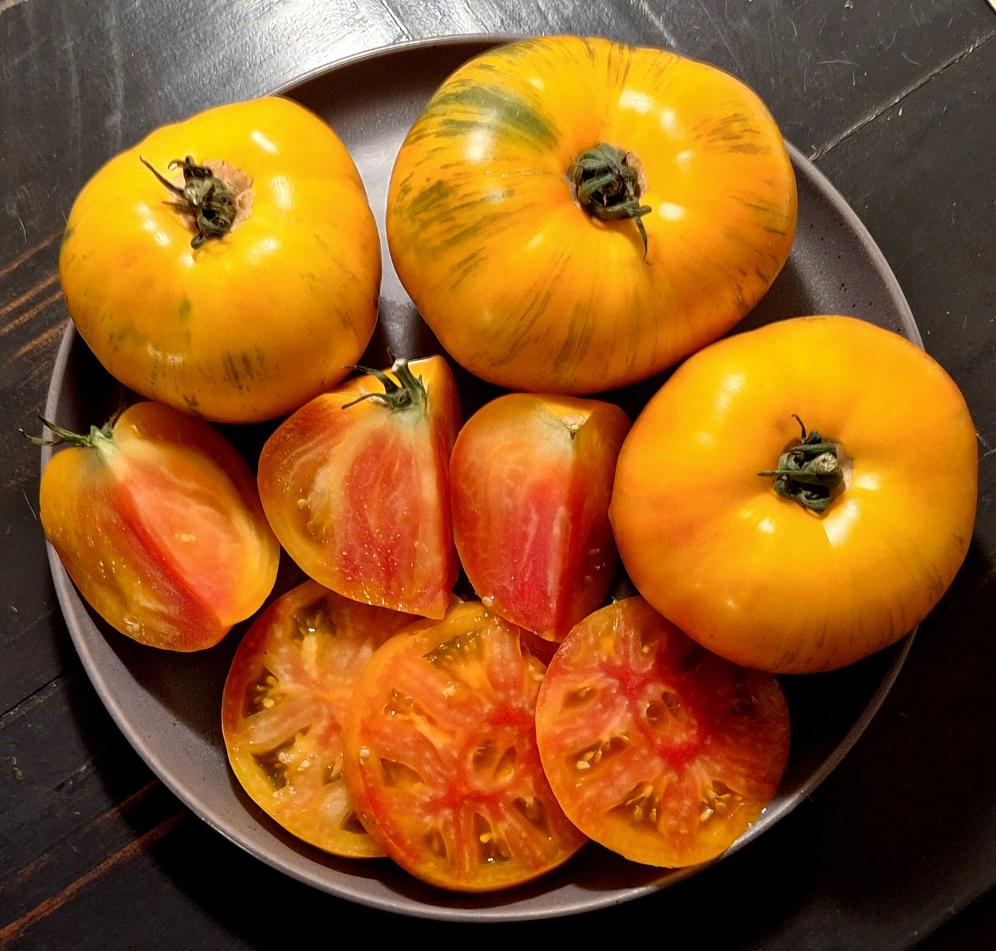 Mystery Tomato Medley #3- Pack of 25 seeds- five varieties blended together